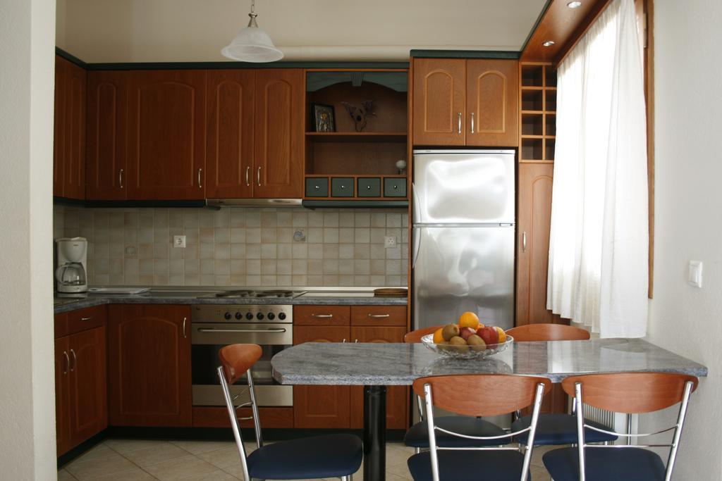 Zouzoulas Filoxenia - Koralia Apartments Милина Стая снимка