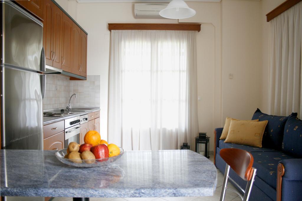 Zouzoulas Filoxenia - Koralia Apartments Милина Стая снимка